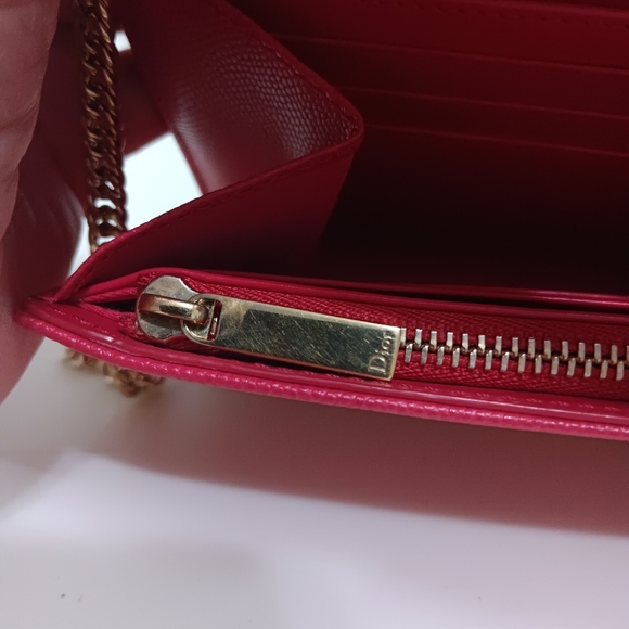 ​💖 VINTAGE DIOR Fuchsia Pink Leather Clutch with Chain - WOC - Picture 14 of 16
